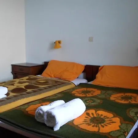 Kouros Hotel